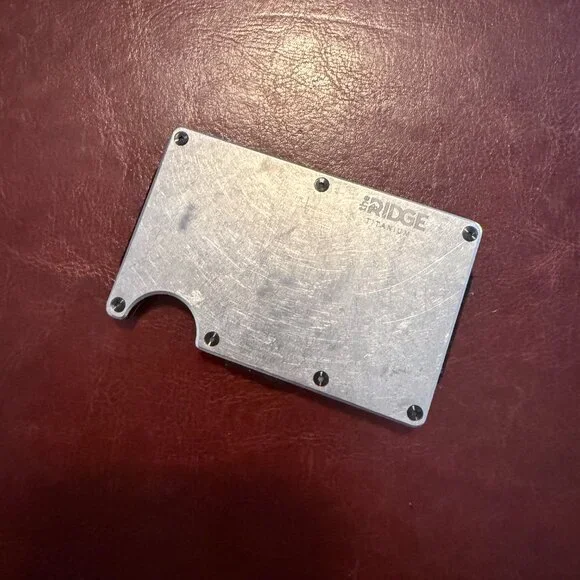 Ridge Titanium Wallet – Minimalist RFID-Blocking Slim Metal Wallet - Picture 2 of 6